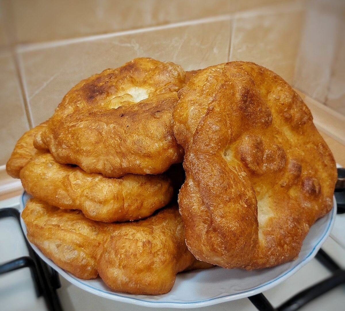 Hungarian Lángos d4610862f1f26ebd91947bef6d7b50c1