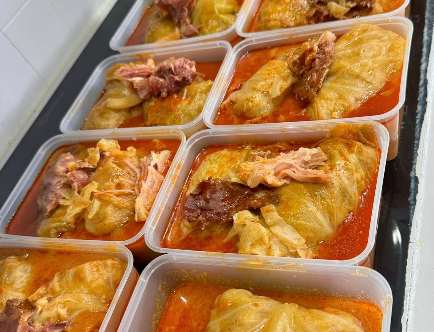 Traditional Hungarian Stuffed Cabbage Recipe (Töltött Káposzta) 488459364_1214555080518096_4367958000498296025_n
