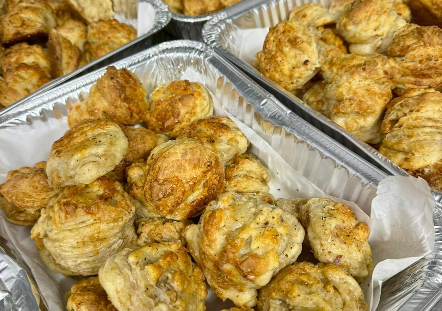 Traditional Hungarian Töpörtyűs Pogácsa: The Savory Crackling Scones Everyone Craves 489770978_1219659813340956_8046453483218516922_n